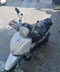 Beverly 350 sport touring anno 2018 Beverly 350 sport touring anno 2018