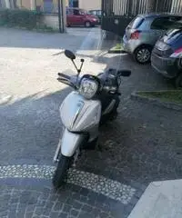 Beverly 350 sport touring anno 2018 Beverly 350 sport touring anno 2018