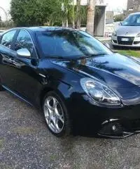 Alfa Romeo Giulietta 1.6 JTDm 105 cv Alfa Romeo Giulietta 1.6 JTDm 105 cv
