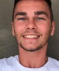 Ragazzo diplomato Ragazzo diplomato