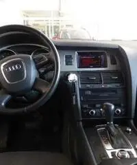 AUDI Q7 3.0 V6 TDI CLEAN QUATTRO 240CV TIPTRONIC 7POSTI - Napoli