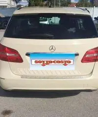 MERCEDES Classe B (T246/242) - 2014 MERCEDES Classe B (T246/242) - 2014