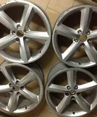 Cerchi in lega 18 - Reggio nell'Emilia Cerchi in lega 18 - Reggio nell'Emilia