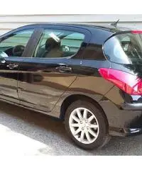 Peugeot 308 GPL Neopatentati - Padova Peugeot 308 GPL Neopatentati - Padova