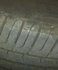 Pirelli Cinturato 225/70/17 estive runflat - Roma