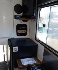 Cellula abitativa con pick up Cellula abitativa con pick up