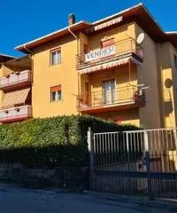 Appartamento + Garage - Vallerano (VT)