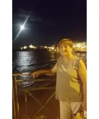 Donna Seria per Uomo Serio Donna Seria per Uomo Serio