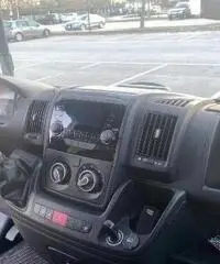 Peugeot Boxer 2.0 blueHDI 130Hp clima 5.41m