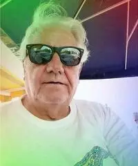 Ti cerco anziana o molto anziana regalo x te Ti cerco anziana o molto anziana regalo x te