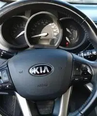 KIA Rio 3ª serie - 2016 KIA Rio 3ª serie - 2016