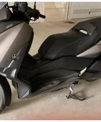 Yamaha Xmax300