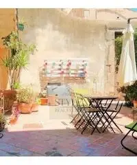 Ortigia, appartamento diviso in due unità Ortigia, appartamento diviso in due unità