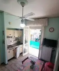 600 mt dal Mare Monolocale con Balcone soleggiato 600 mt dal Mare Monolocale con Balcone soleggiato