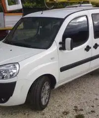 Doblò 1.9 mjet 120 cv 5 posti autocarro - Abruzzo Doblò 1.9 mjet 120 cv 5 posti autocarro - Abruzzo