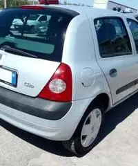 RENAULT CLIO 1,2 BENZINA - ANNO 2002 - Puglia