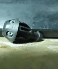 Ugello Spruzzatore Lavavetro Saxo / 106 - Puglia