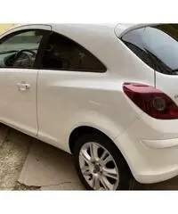 Opel Corsa bycolor GPL