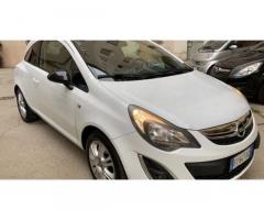 Opel Corsa bycolor GPL