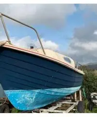 Barca pilotina senza motore (adatta a fuoribordo)