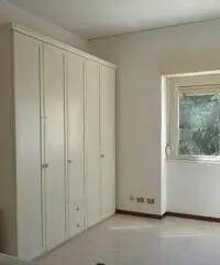 Soleggiato appartamento quartiere servitissimo Soleggiato appartamento quartiere servitissimo