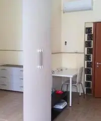 Appartamento in centro-P.zza G. Verga Appartamento in centro-P.zza G. Verga