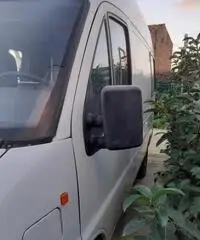 Mini van camperizzata ambulanza