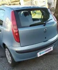 FIAT Punto 3ª serie - 2001 distribuzione fatta