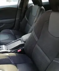 Privato vende Volvo V40 Privato vende Volvo V40