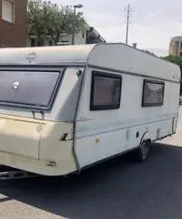 Roulotte hobby de Lux Roulotte hobby de Lux