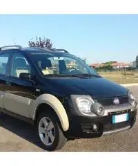 FIAT PANDA 4X4 CROSS 72.000 KM – NERA/BEIGE-