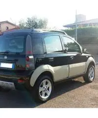 FIAT PANDA 4X4 CROSS 72.000 KM – NERA/BEIGE-