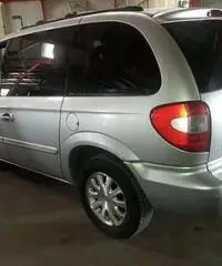 Chrysler Voyager 2.5 crd Chrysler Voyager 2.5 crd