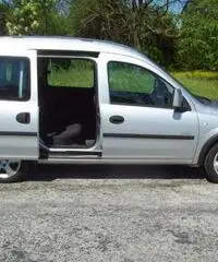 Opel combo a metano