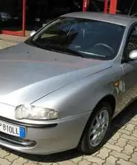 Alfa Romeo 147 1.6 5 porte ----GPL