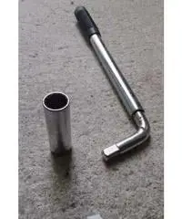 CHIAVE BULLONI PROFESSIONALE - Napoli CHIAVE BULLONI PROFESSIONALE - Napoli