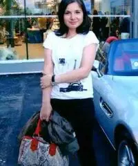 RAGAZZA MADRE 28ENNE RAGAZZA MADRE 28ENNE