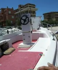 Barca cantiere tripesce Barca cantiere tripesce