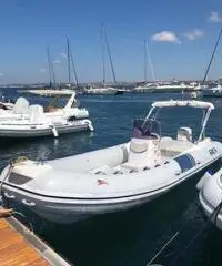 Gommone con carrello Gommone con carrello