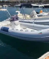 Gommone con carrello Gommone con carrello