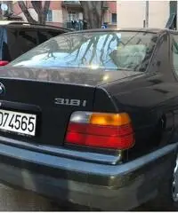 Bmw 318 berlina 1991 km origi