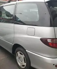 TOYOTA Previa - 2002