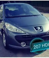 Peugeot 207 - 2011