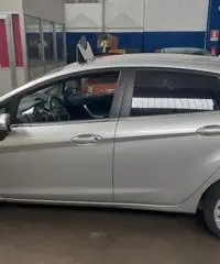 Ford Fiesta 5^serie Ford Fiesta 5^serie