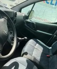 Peugeot coibentato anno 2009 Peugeot coibentato anno 2009