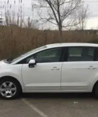PEUGEOT 5008 aut 7 posti ev del 2010 PEUGEOT 5008 aut 7 posti ev del 2010