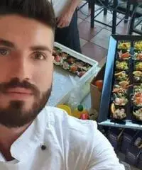 Gastronomo, capo partita ai primi,aiut chef Gastronomo, capo partita ai primi,aiut chef