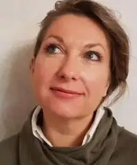 Impiegata, interprete russo Impiegata, interprete russo