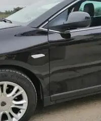 LANCIA Delta (2008-2015) - 2011 LANCIA Delta (2008-2015) - 2011
