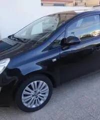 OPEL Corsa 1.3 MTJ 95cv - 2011 OPEL Corsa 1.3 MTJ 95cv - 2011